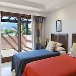 Mar Azul エステポナ